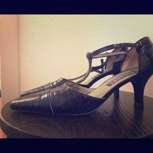 Prevata Italian Black Leather Alligator Heels